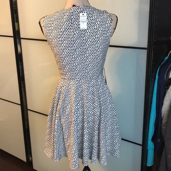 NWT Express summer dress - Picture 3 of 4